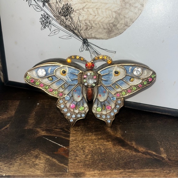 Ornate Butterfly Jewelry Box 62252 - Picture 1 of 6